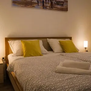 Peaceful & Sunny Apartment Trogir